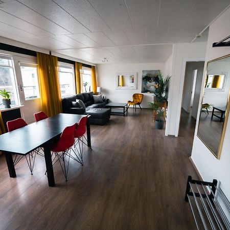 Apotek Guesthouse Акурейри Экстерьер фото