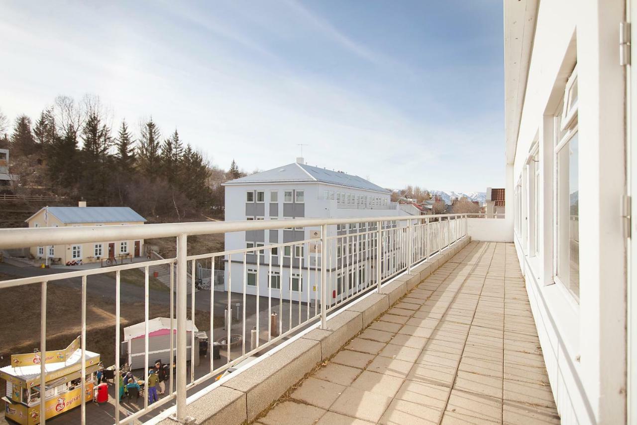 Apotek Guesthouse Акурейри Экстерьер фото