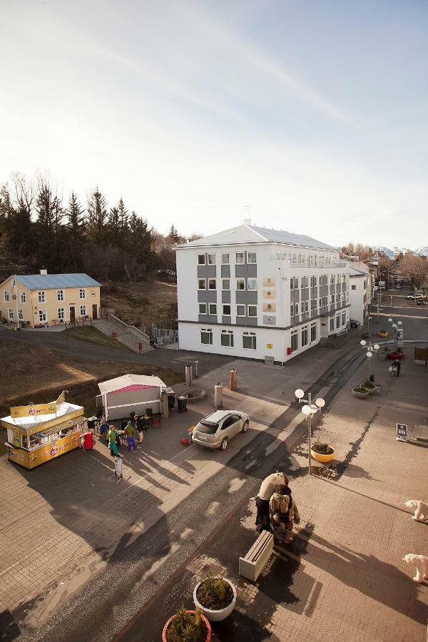 Apotek Guesthouse Акурейри Экстерьер фото
